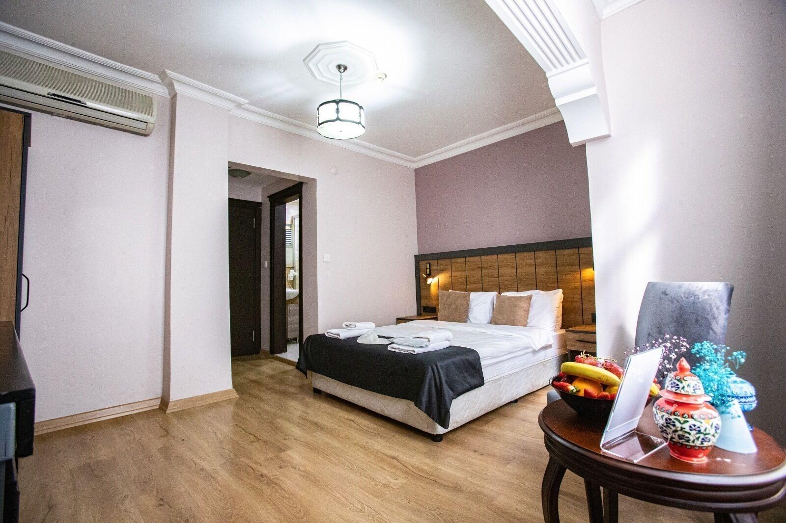 Comfort Hotel Taksim Istanbul Bagian luar foto