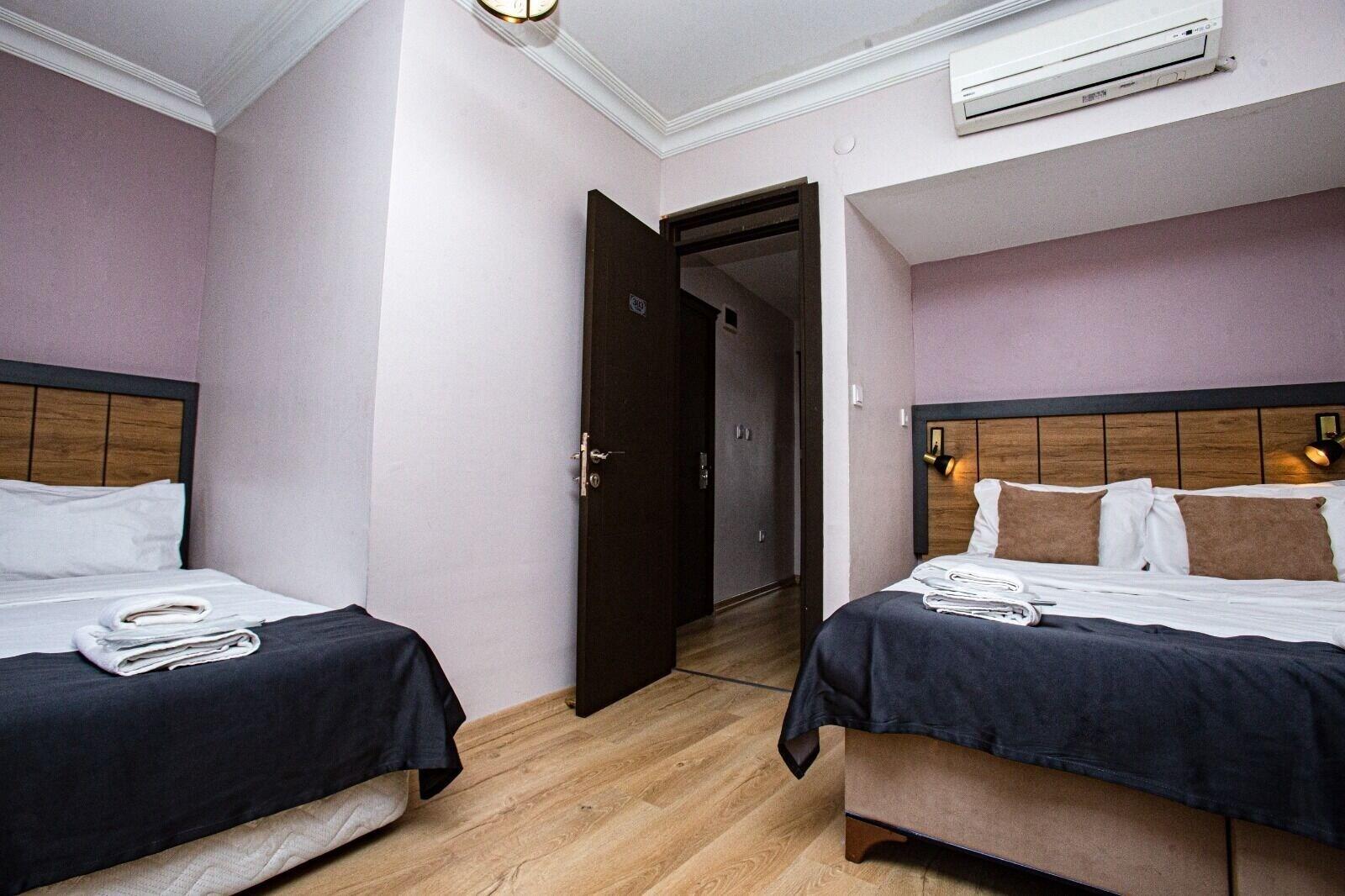 Comfort Hotel Taksim Istanbul Bagian luar foto